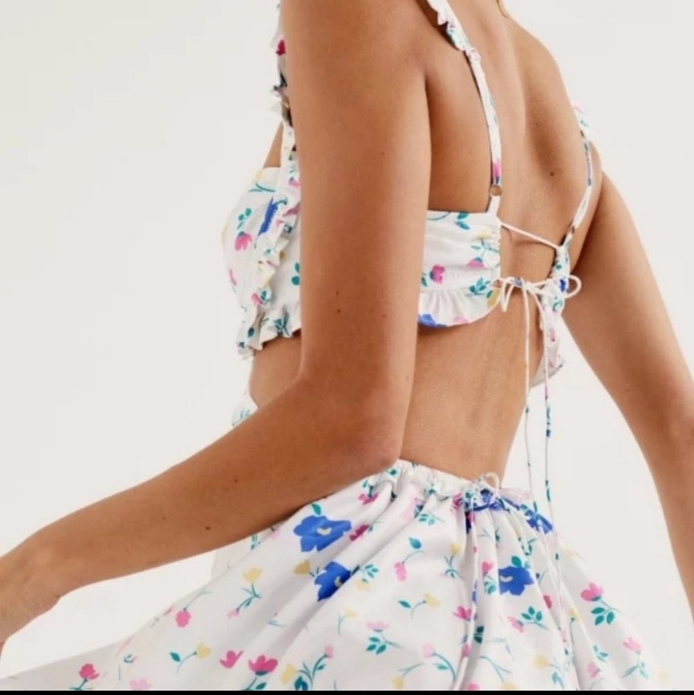 🍋For Love and Lemons Farrah Floral Mini with Cut-Outs - Picture 7 of 16